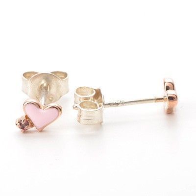 シルバースタッドピアス