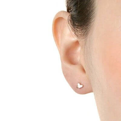 シルバースタッドピアス