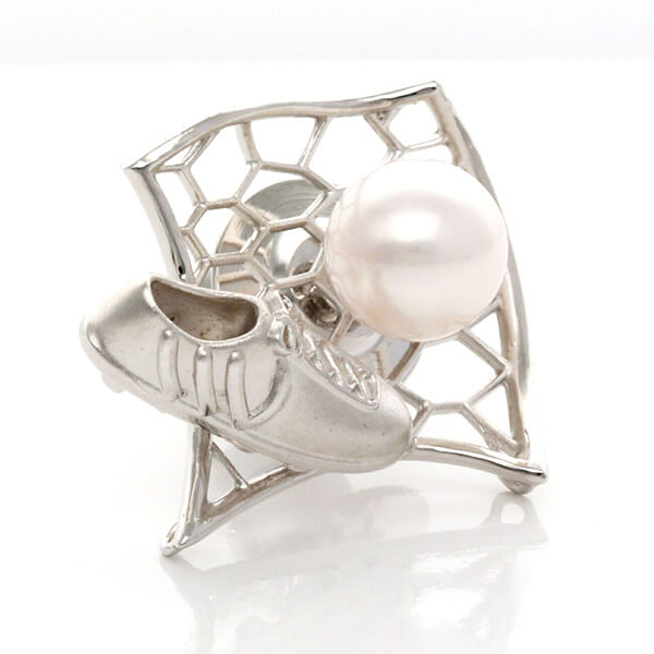 シルバーブローチ