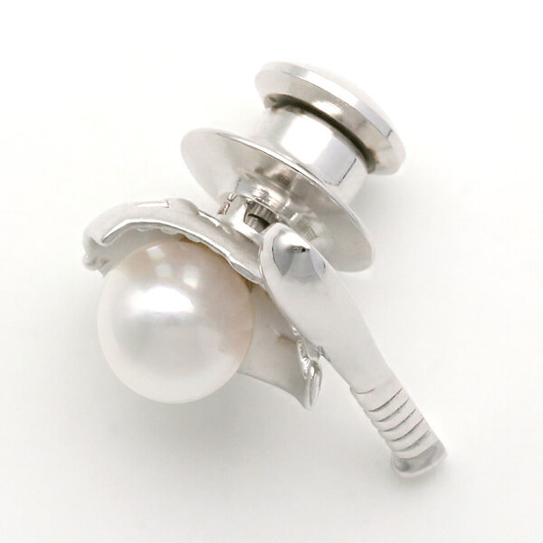 シルバーブローチ