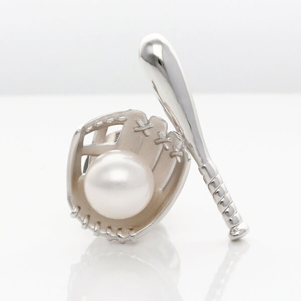 シルバーブローチ