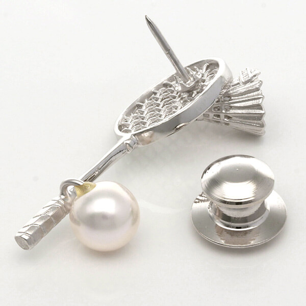 シルバーブローチ