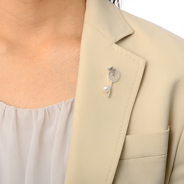 シルバーブローチ