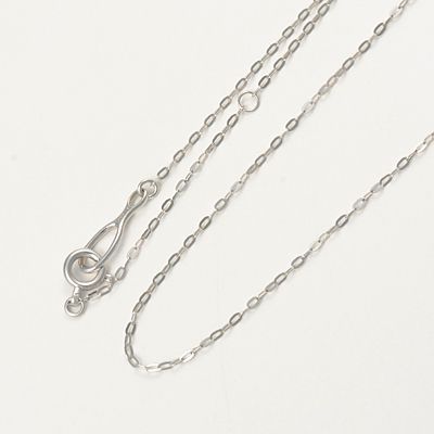 ホワイトゴールドネックレス