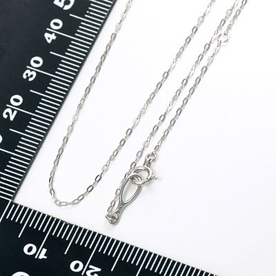 ホワイトゴールドネックレス