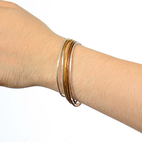 シルバーバングル