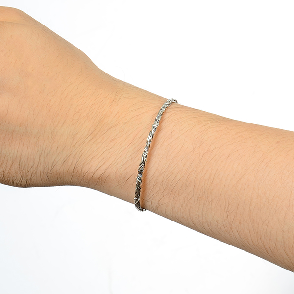 シルバーバングル