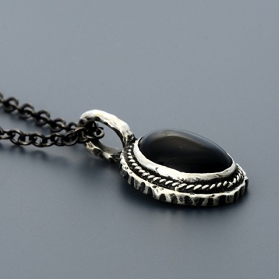 シルバーネックレス