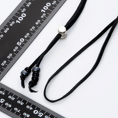 レザーコードネックレス