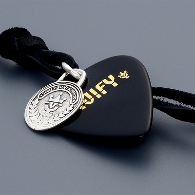 レザーネックレス