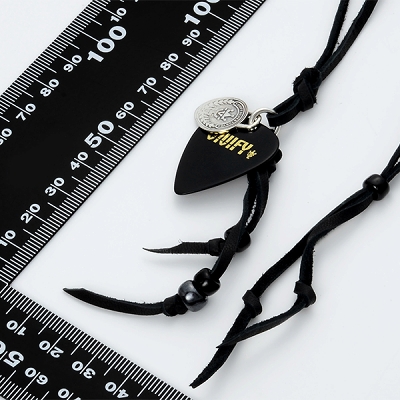 レザーネックレス