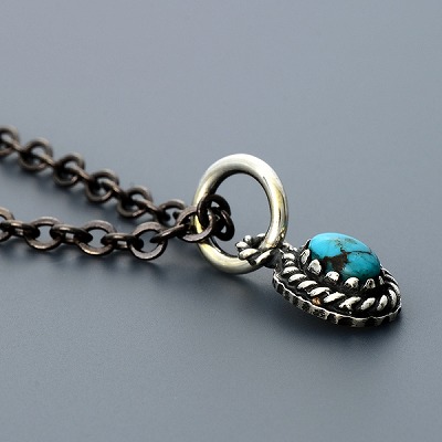 シルバーネックレス