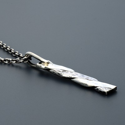 シルバーネックレス