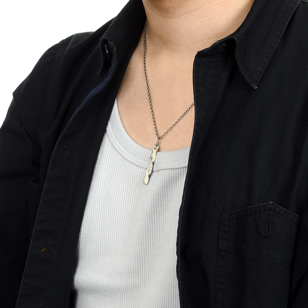 シルバーネックレス