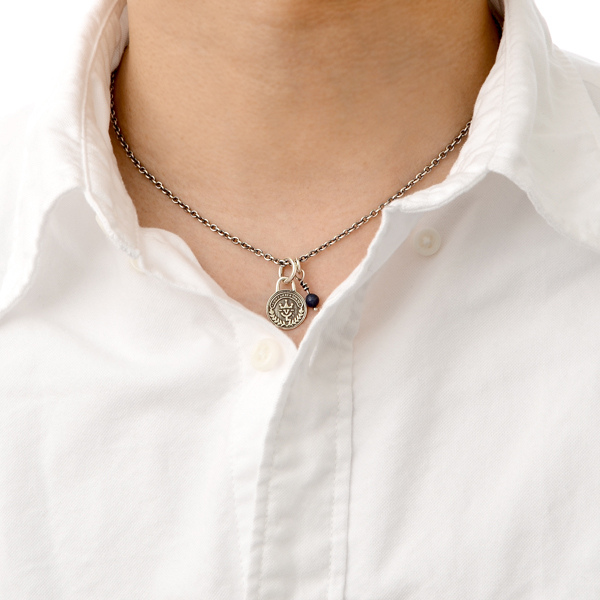 シルバーネックレス