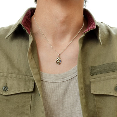 シルバーネックレス