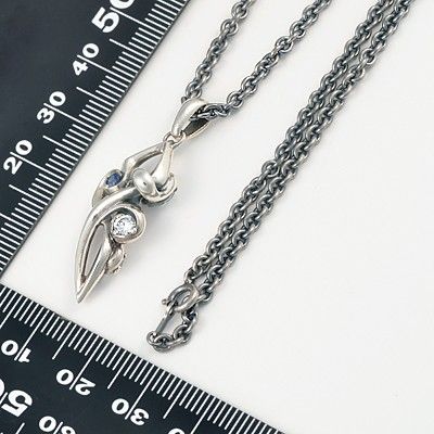 シルバーネックレス