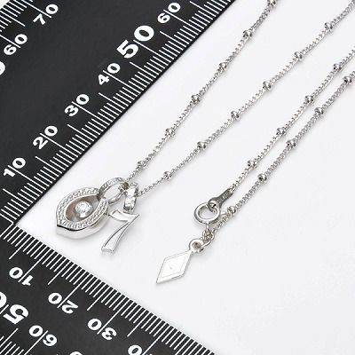 シルバーネックレス