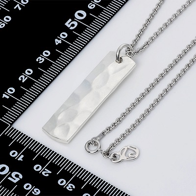 シルバーネックレス