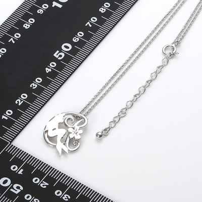 シルバーネックレス