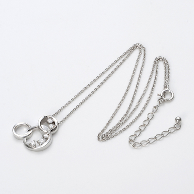 シルバーネックレス