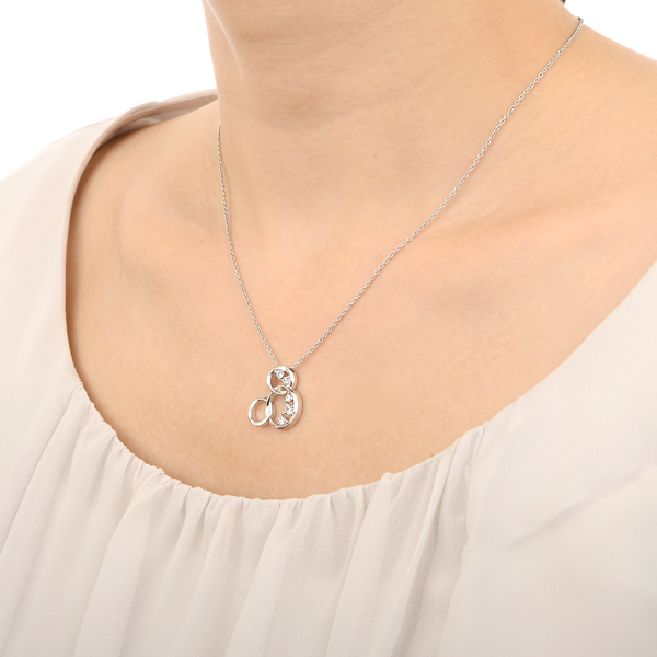 シルバーネックレス