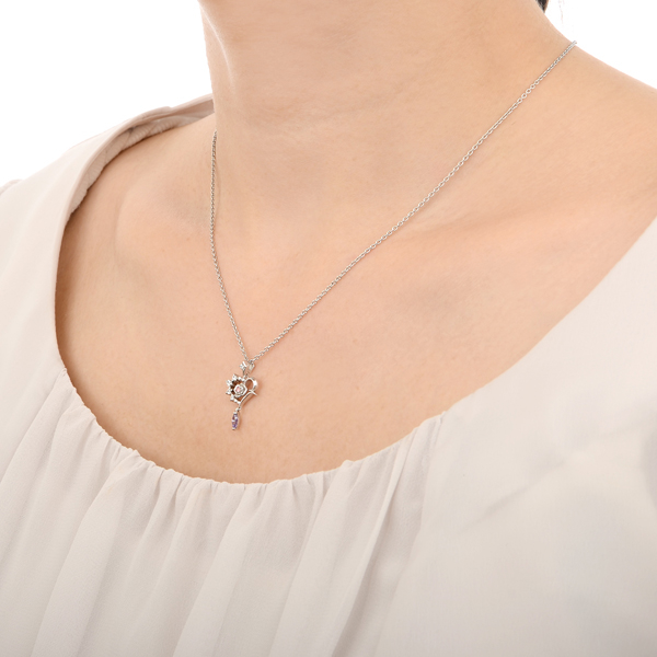 シルバーネックレス