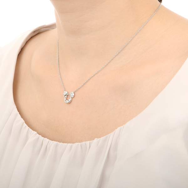 シルバーネックレス