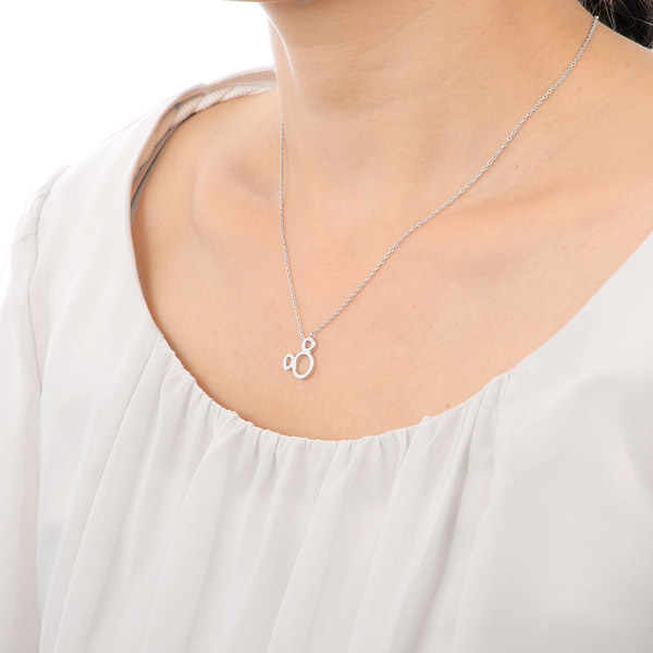 シルバーネックレス