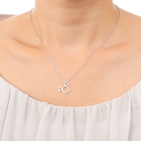 シルバーネックレス