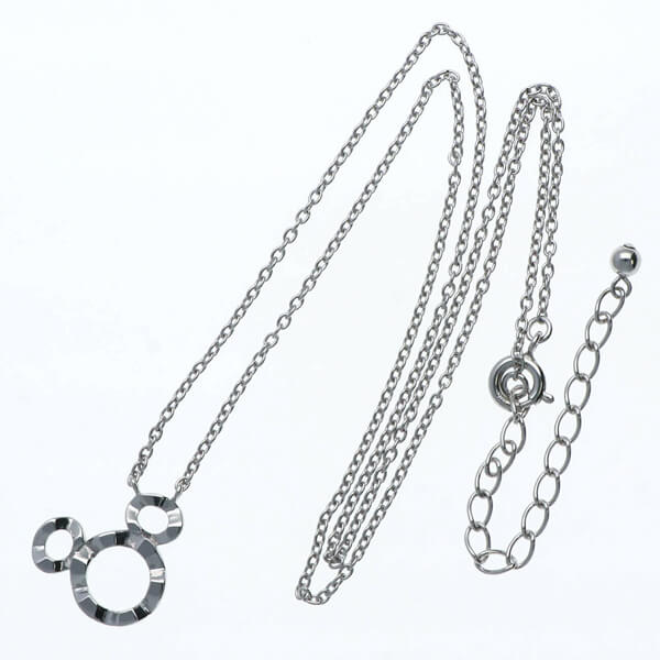 シルバーネックレス