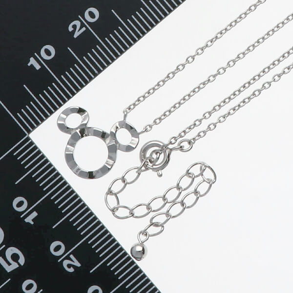 シルバーネックレス