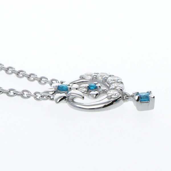 シルバーネックレス