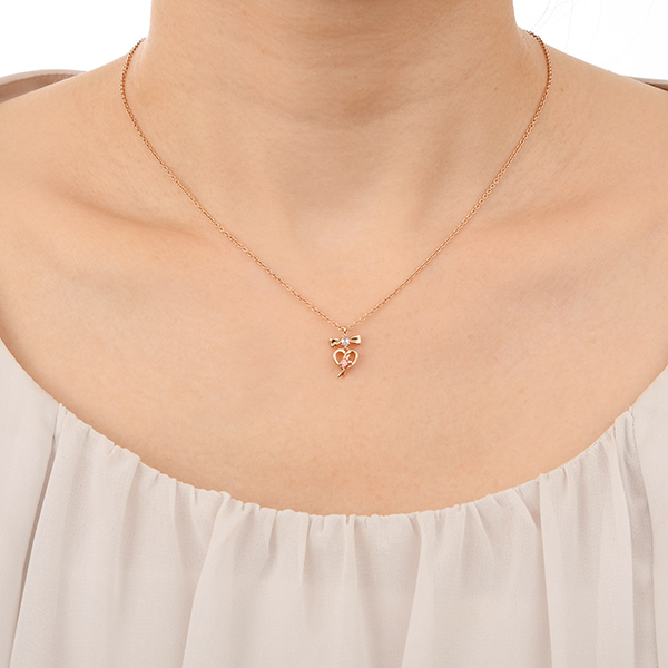 シルバーネックレス