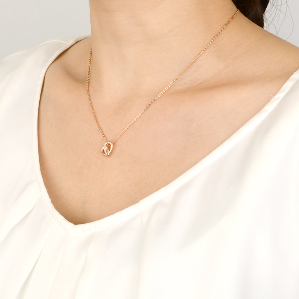 シルバーネックレス