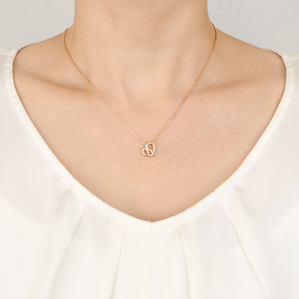 シルバーネックレス