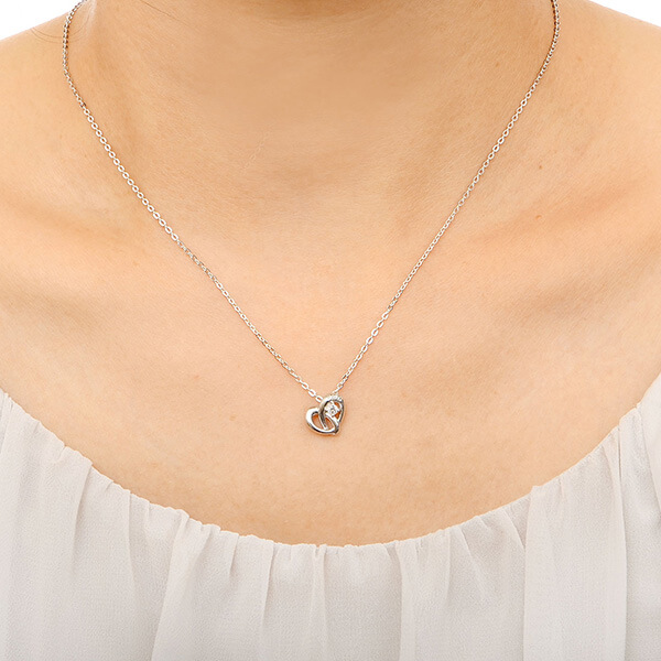 シルバーネックレス