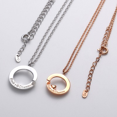 シルバーネックレス