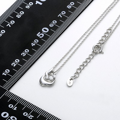 シルバーネックレス