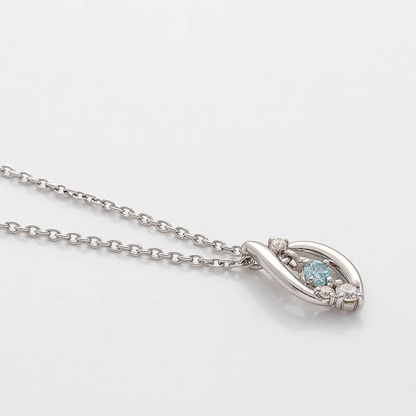 シルバーネックレス