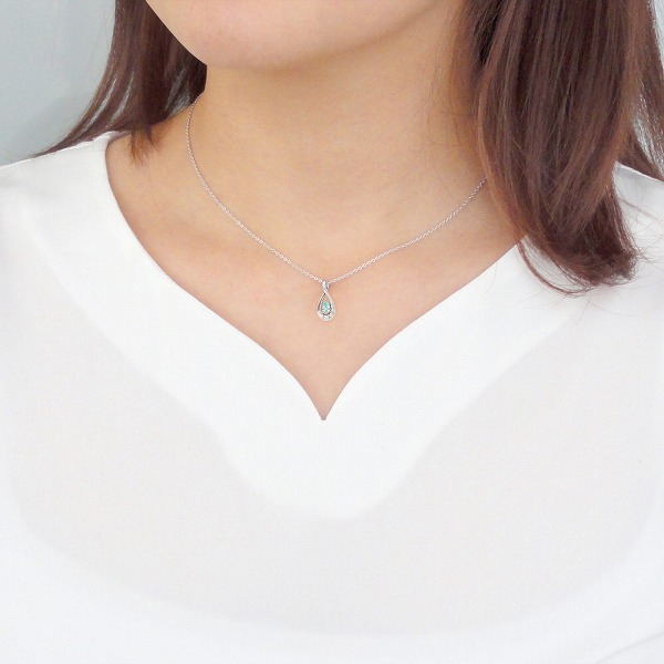 シルバーネックレス