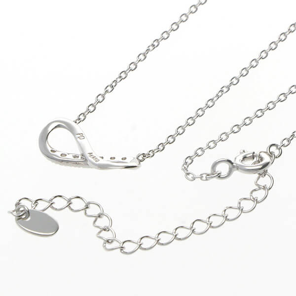 シルバーネックレス