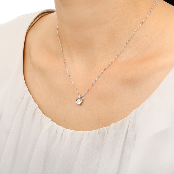 シルバーネックレス