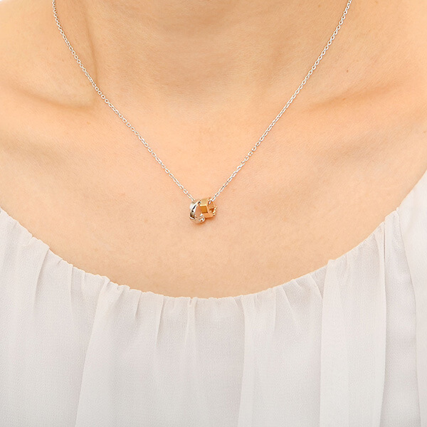 シルバーネックレス