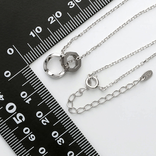 シルバーネックレス