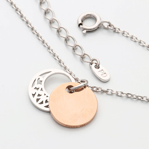 シルバーネックレス