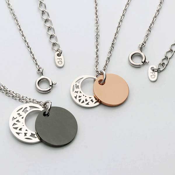 シルバーペアネックレス