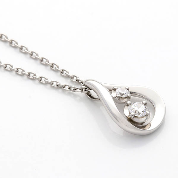 シルバーネックレス