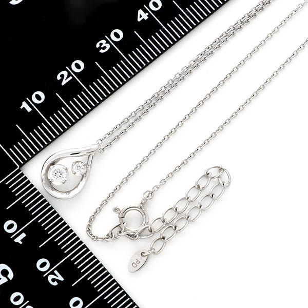 シルバーネックレス