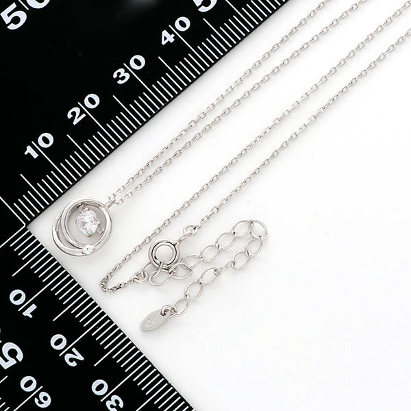 シルバーネックレス